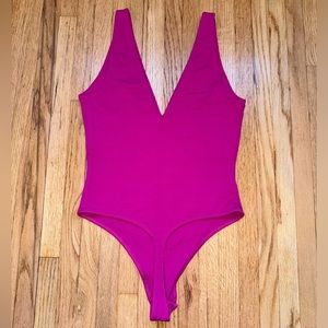 Aritzia plunge neck contour bodysuit